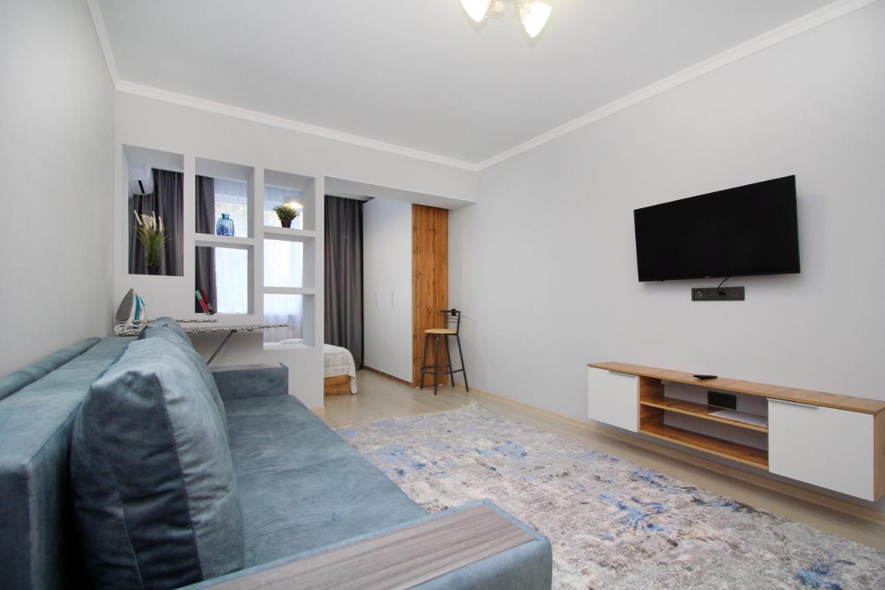 Cozy Studio In The Best Area! 3 알마티 외부 사진