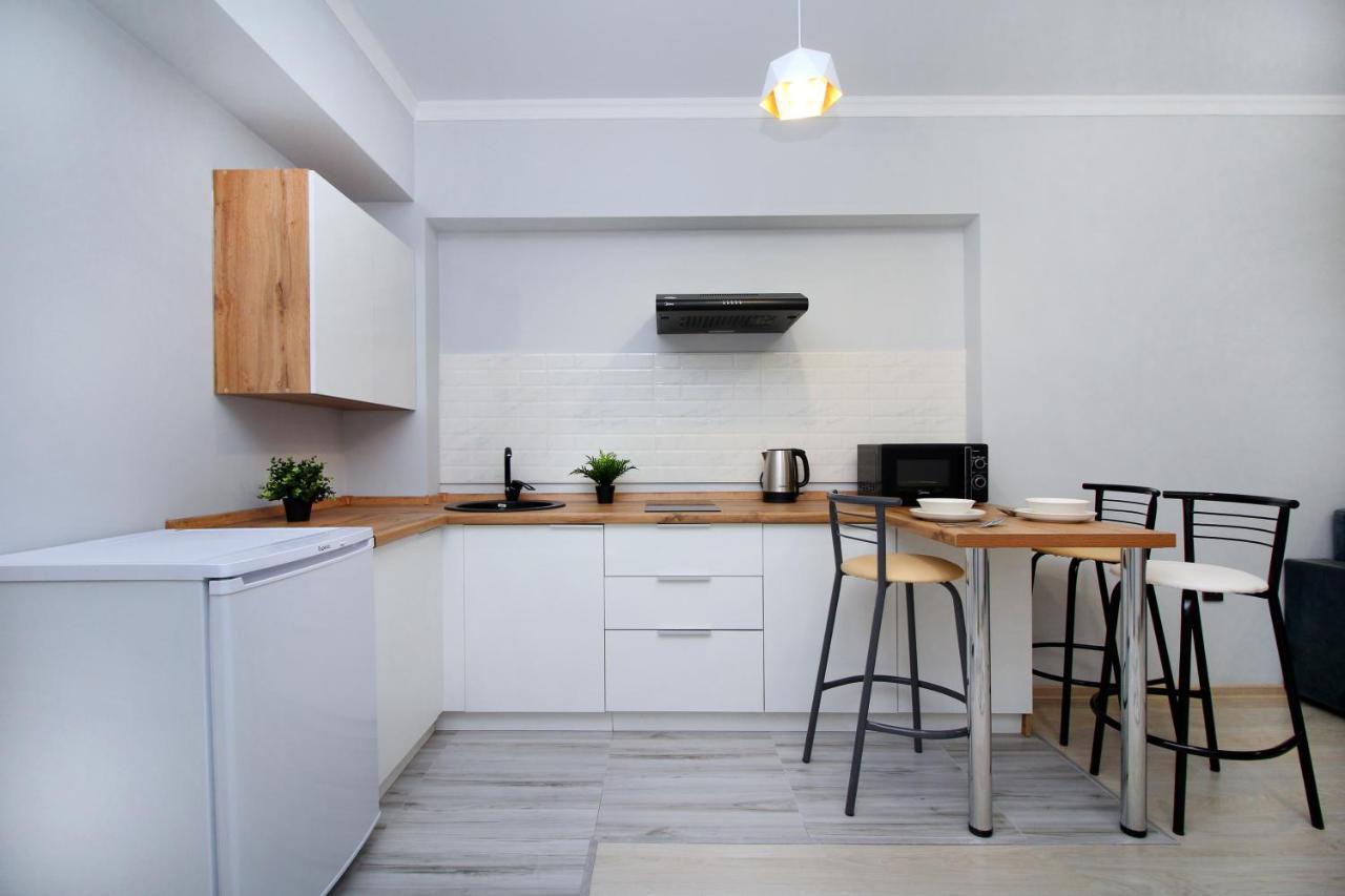 Cozy Studio In The Best Area! 3 알마티 외부 사진
